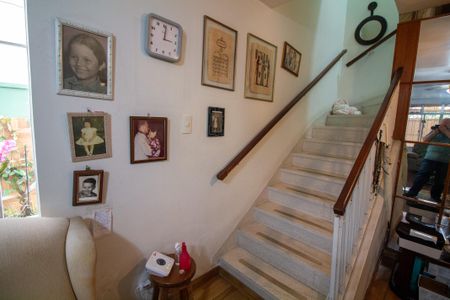 Escada de casa à venda com 2 quartos, 138m² em Cidade Monções, São Paulo