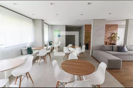 Apartamento à venda com 37m², 2 quartos e sem vagaÁrea comum - Salão de festas