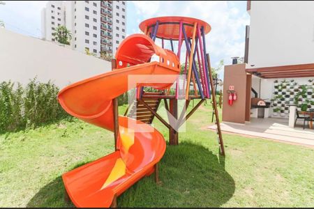 Apartamento à venda com 37m², 2 quartos e sem vagaÁrea comum - Playground