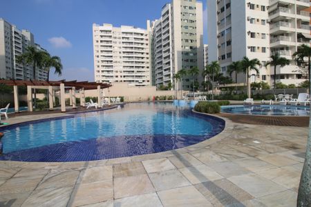 Apartamento à venda com 80m², 3 quartos e 1 vagaÁrea comum - Piscina