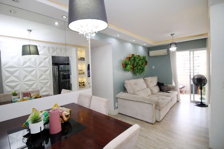 Sala de apartamento à venda com 3 quartos, 80m² em Vicente de Carvalho, Rio de Janeiro