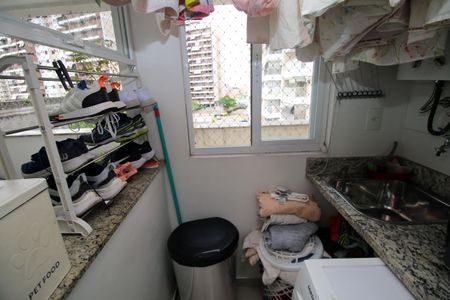 Apartamento à venda com 80m², 3 quartos e 1 vagaÁrea de Serviço