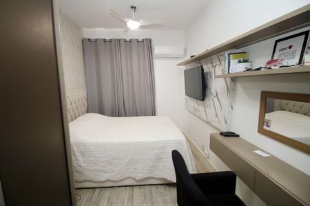 Suíte de apartamento à venda com 3 quartos, 80m² em Vicente de Carvalho, Rio de Janeiro