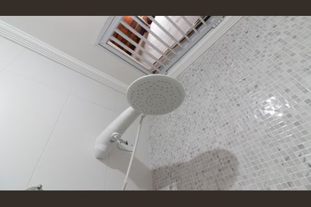 Casa à venda com 90m², 2 quartos e 2 vagas Casa à venda com 90m², 2 quartos e 2 vagasBanheiro da Suíte 1