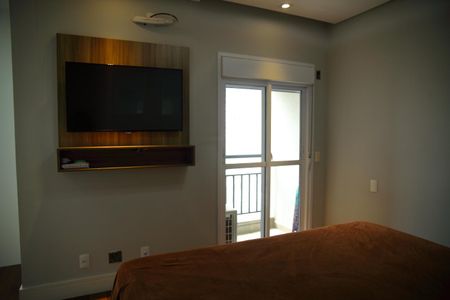 Apartamento à venda com 93m², 2 quartos e 2 vagasSuíte 