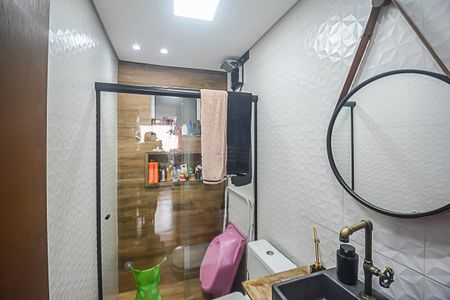 Apartamento à venda com 54m², 2 quartos e 1 vaga Apartamento à venda com 54m², 2 quartos e 1 vagaBanheiro