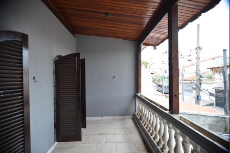 Casa para alugar com 220m², 2 quartos e 1 vagaSacada