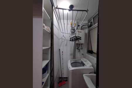 Apartamento para alugar com 65m², 3 quartos e 1 vagaÁrea de Serviço