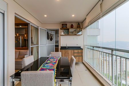 Apartamento à venda com 75m², 2 quartos e 1 vagaVaranda