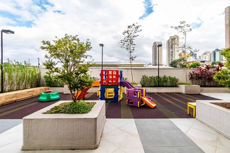 Apartamento à venda com 75m², 2 quartos e 1 vagaÁrea comum - Playground