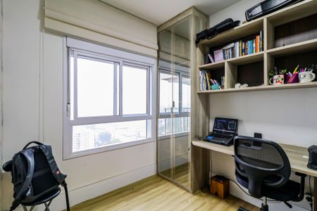 Apartamento à venda com 75m², 2 quartos e 1 vagaQuarto