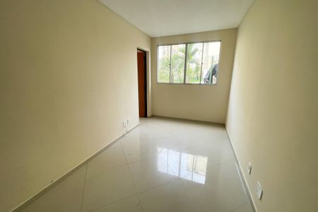 Sala de apartamento para alugar com 2 quartos, 53m² em Engenho do Porto, Duque de Caxias
