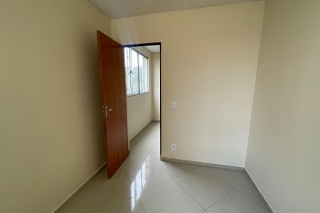 Quarto de apartamento para alugar com 2 quartos, 53m² em Engenho do Porto, Duque de Caxias