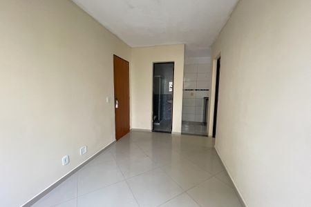 Sala de apartamento para alugar com 2 quartos, 53m² em Engenho do Porto, Duque de Caxias