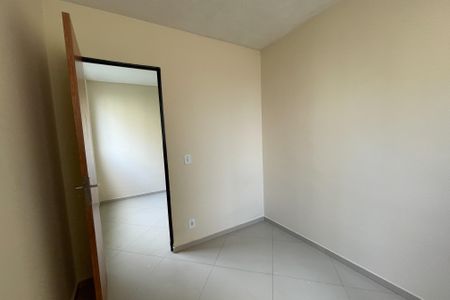 Quarto de apartamento para alugar com 2 quartos, 53m² em Engenho do Porto, Duque de Caxias