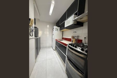 Cozinha de apartamento para alugar com 2 quartos, 70m² em Barra da Tijuca, Rio de Janeiro
