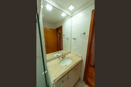 Apartamento para alugar com 101m², 2 quartos e sem vaga Apartamento para alugar com 101m², 2 quartos e sem vagaBanheiro