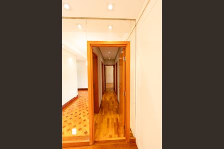 Apartamento para alugar com 101m², 2 quartos e sem vaga Apartamento para alugar com 101m², 2 quartos e sem vagaSala