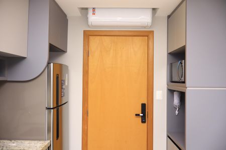 Cozinha de kitnet/studio para alugar com 1 quarto, 25m² em Caminho das Árvores, Salvador