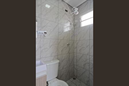 Banheiro Social de kitnet/studio para alugar com 1 quarto, 17m² em Vila Nina, São Paulo