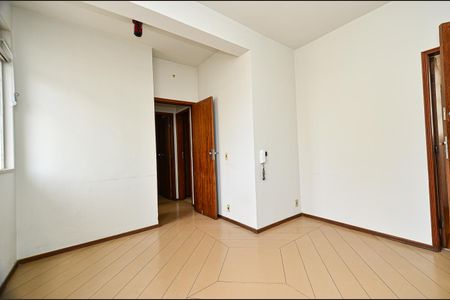 Sala de apartamento para alugar com 2 quartos, 60m² em Cidade Nova, Belo Horizonte