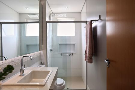 Apartamento à venda com 108m², 3 quartos e 2 vagas Apartamento à venda com 108m², 3 quartos e 2 vagasBanheiro