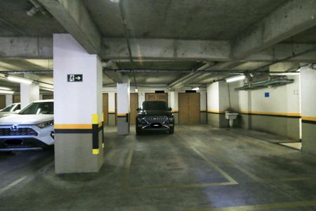 Apartamento à venda com 108m², 3 quartos e 2 vagas Apartamento à venda com 108m², 3 quartos e 2 vagasGaragem