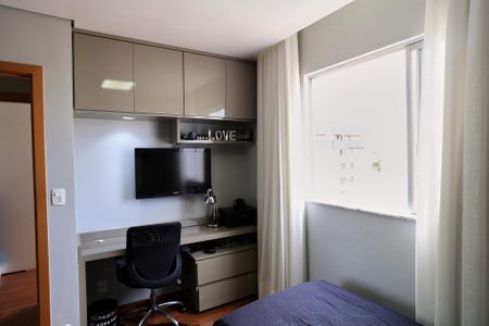 Apartamento à venda com 108m², 3 quartos e 2 vagas Apartamento à venda com 108m², 3 quartos e 2 vagasQuarto 1