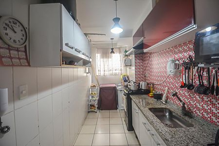 Apartamento à venda com 56m², 2 quartos e 1 vaga Apartamento à venda com 56m², 2 quartos e 1 vagaCozinha e Área de Serviço