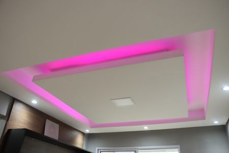 Sala/Cozinha de apartamento para alugar com 2 quartos, 60m² em Jardim Marilu, Cotia