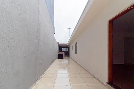 Casa à venda com 335m², 3 quartos e 5 vagasCorredor