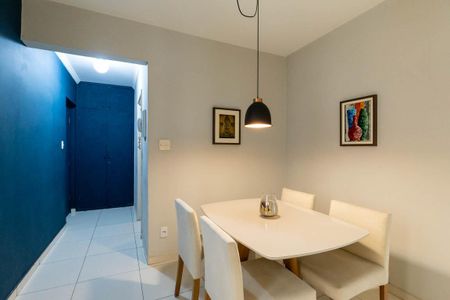 Sala de apartamento à venda com 3 quartos, 80m² em Vila Buarque, São Paulo