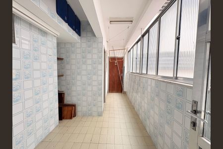 Apartamento à venda com 130m², 2 quartos e sem vagaÁrea de Serviço