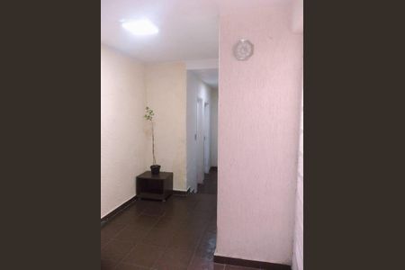 Foto 02 de casa à venda com 3 quartos, 140m² em Vila Carrão, São Paulo