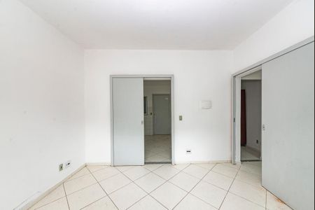 Sala de apartamento para alugar com 1 quarto, 24m² em Caiçaras, Belo Horizonte