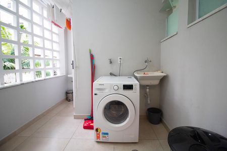 Apartamento para alugar com 126m², 3 quartos e 1 vaga Apartamento para alugar com 126m², 3 quartos e 1 vagaÁrea de Serviço