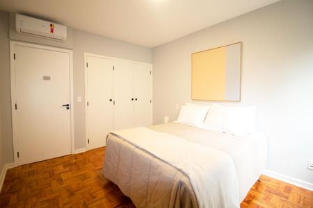 Apartamento para alugar com 126m², 3 quartos e 1 vaga Apartamento para alugar com 126m², 3 quartos e 1 vagaQuarto 1