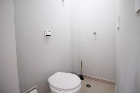 Apartamento para alugar com 126m², 3 quartos e 1 vaga Apartamento para alugar com 126m², 3 quartos e 1 vagaBanheiro de Serviço