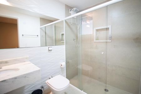 Apartamento para alugar com 126m², 3 quartos e 1 vaga Apartamento para alugar com 126m², 3 quartos e 1 vagaBanheiro da Suíte