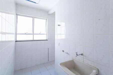 Apartamento à venda com 100m², 3 quartos e 2 vagasÁrea de serviço 