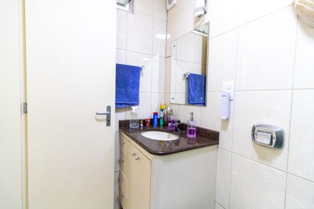 Banheiro de apartamento para alugar com 3 quartos, 103m² em Menino Deus, Porto Alegre