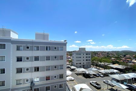 Vista do Quarto 1 de apartamento para alugar com 2 quartos, 52m² em Planalto, Belo Horizonte