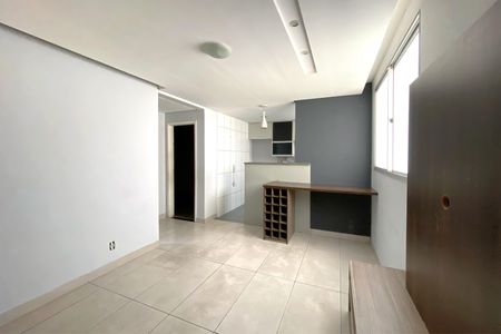 Sala de apartamento para alugar com 2 quartos, 52m² em Planalto, Belo Horizonte