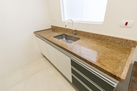 Casa à venda com 80m², 2 quartos e sem vaga Casa à venda com 80m², 2 quartos e sem vagaCozinha