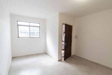 Sala de casa para alugar com 2 quartos, 80m² em Vila Monumento, São Paulo