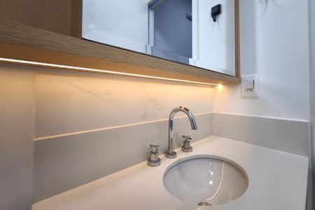 Banheiro Suíte de apartamento para alugar com 2 quartos, 78m² em Swiss Park, Campinas