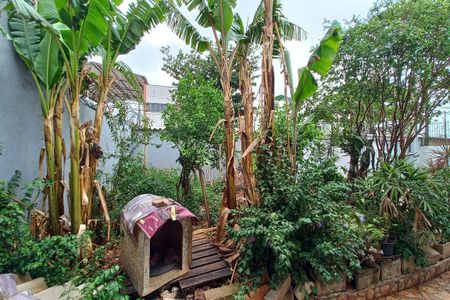 Casa à venda com 364m², 4 quartos e 8 vagasVista do Quarto 2 