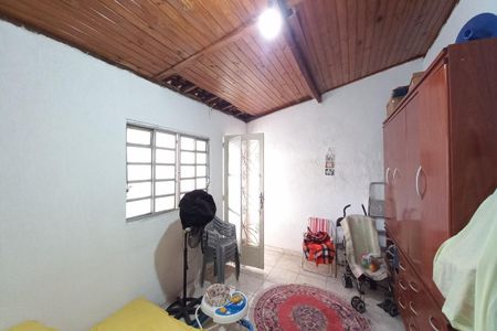 Casa à venda com 364m², 4 quartos e 8 vagasQuarto 4 - Suíte