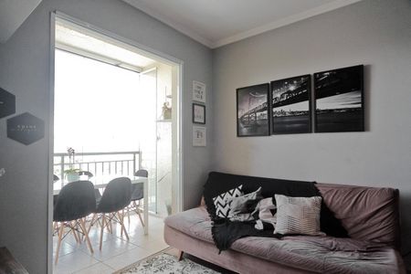 Sala de apartamento para alugar com 3 quartos, 60m² em Piqueri, São Paulo