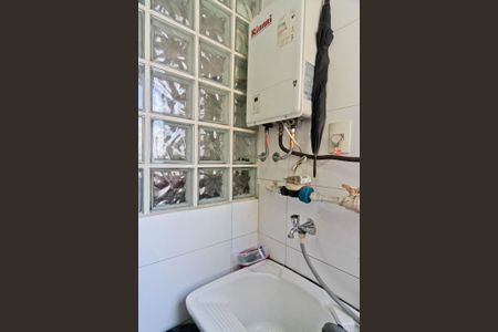 Apartamento para alugar com 60m², 3 quartos e 1 vagaÁrea de Serviço